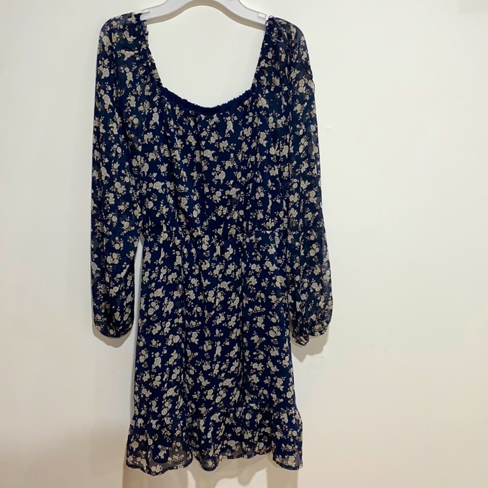Banana republic long sleeve floral dress size: S